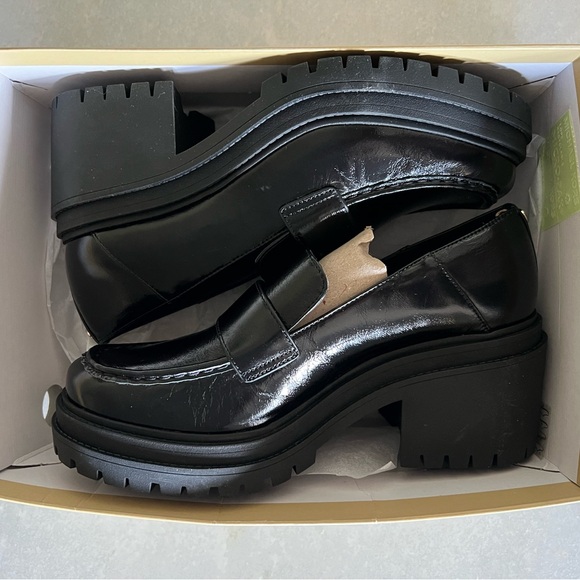 Michael Kors Loafer Size 8 New in Box! - Picture 8 of 8